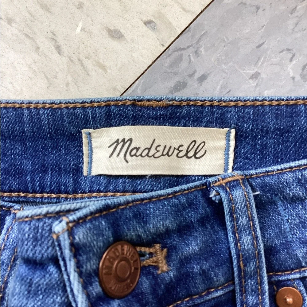 Sold! - Picture 4 of 5